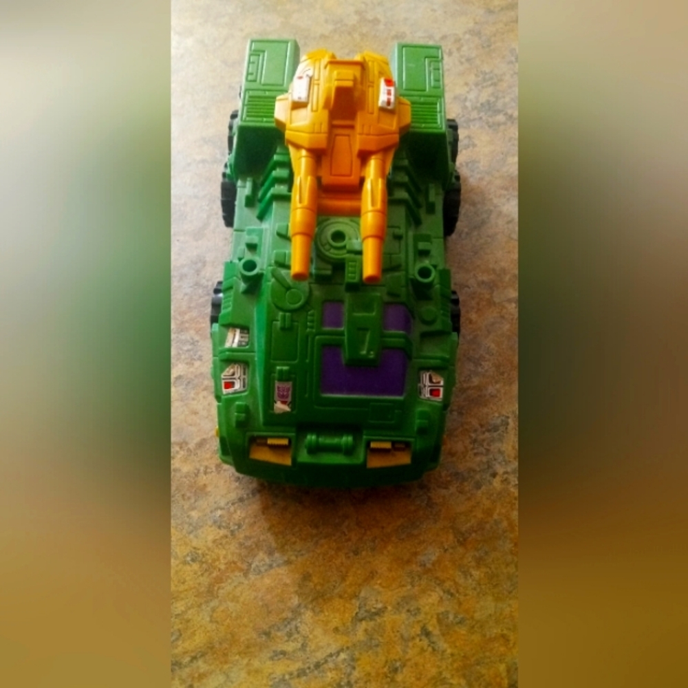 Transformer's deception imposter tank 1989 rare one collection toy